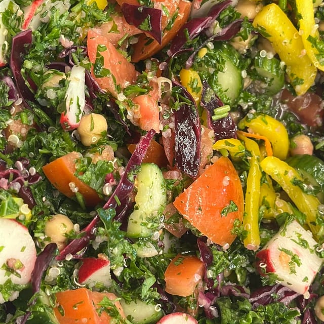 Kale & Quinoa.